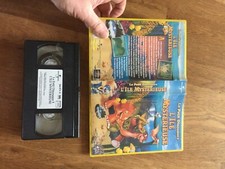 CASSETTE VIDEO VHS DESSIN ANIME PETIT DINOSAURE  l ile mysterieuse 