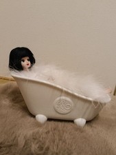 bus maison de poupée échelle