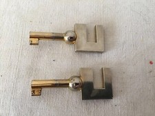 Ancienne Clef Metal U Meuble