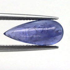 Tanzanite en poire cabochon de