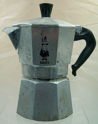 Cafetière italienne ancienne