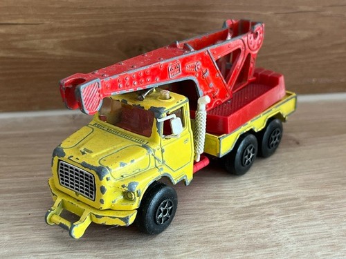 Camion grue jaune - camion, majorette