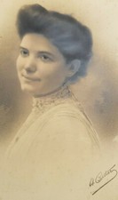 Fin XIXe 1900 Portrait Femme Photo 30x40 Fusain signé Cutier France Art Dessin 