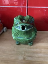 Ancien pichet animalier