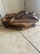 Sac de voyage Vintage type médecin en cuir et fermoirs en laiton et sangles