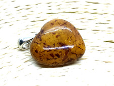 PENDENTIF AMBRE COEUR cadeau