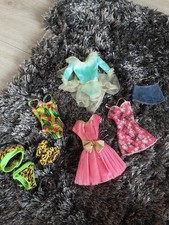 Vêtements Barbie Et Autres 