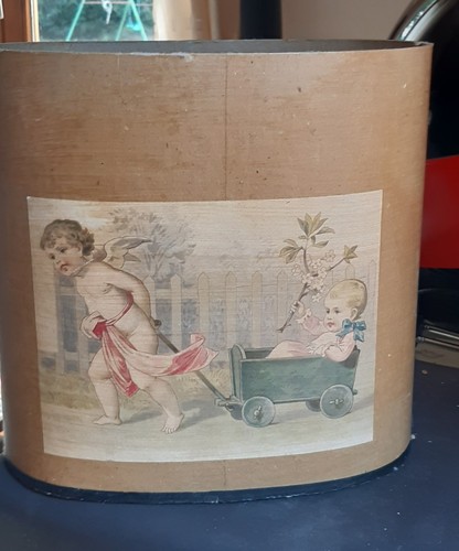 Ancienne corbeille papiers - corbeille, À