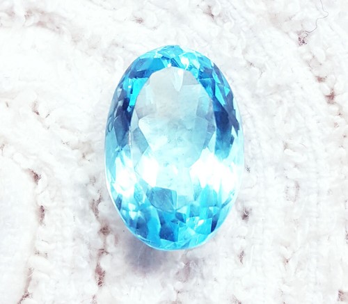 Gemme naturelle aquamarine - gemme,