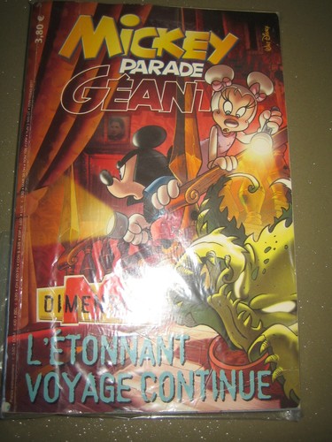Mickey parade geant annee 2002 - mickey,