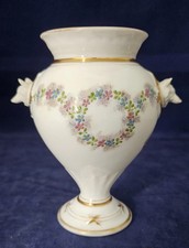 Porcelaine de Paris vase