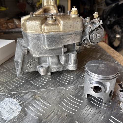 Piston cylindre cagiva - cagiva, mito