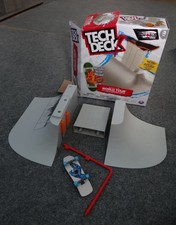 Tech Deck, Build-A-Park World Tour, P.F.K Skate Support Center, Coffret rampe 