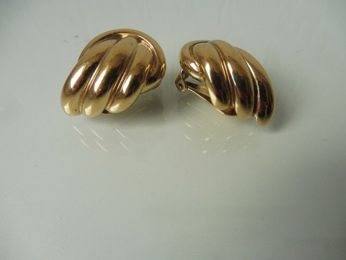 Belles boucles oreilles - belles, /