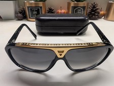 Louis Vuitton EVIDENCE