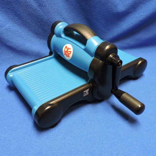 Sizzix big shot die cutting - sizzix,