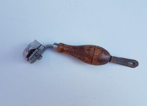 Rare ancien outil - , estampillé