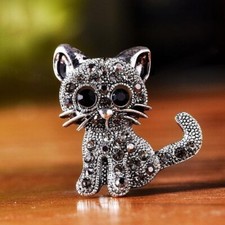 Broche petit chat mignon