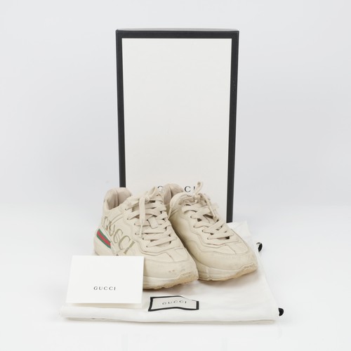 Gucci sneakers cuir avec - en,