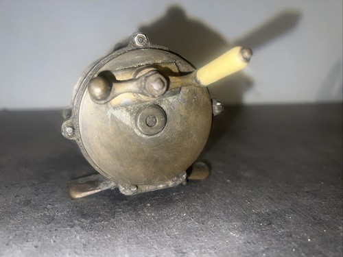 Antique moulinet pêche - , au