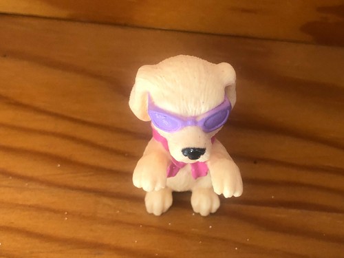 Figurine chien lunettes - figurine, a