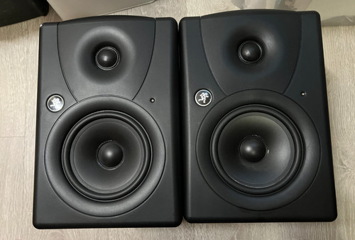 Mackie reference monitor - reference,
