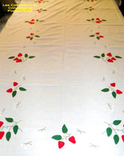 NAPPE BRODEE MAIN APPLICATION LES FRAISES  3.50M X160  AVEC SERVIETTES***