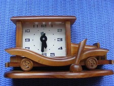 PENDULE VOITURE EN BOIS et porte crayon