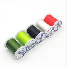 Fil d'attachement à la mouche