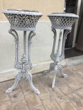 Une paire de sellette en bois