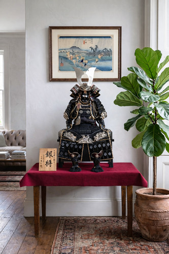 Ensemble présentoir armure - , de