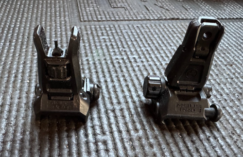 Magpul mbus pro steel - flip, up