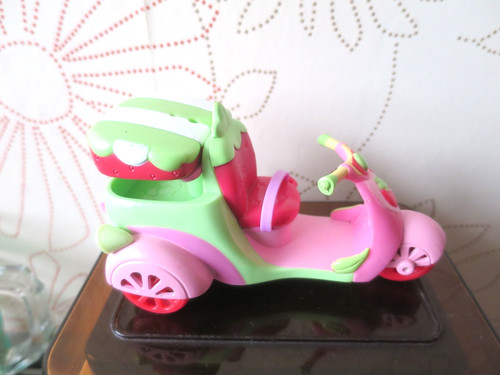 Scooter charlotte aux fraises - scooter,