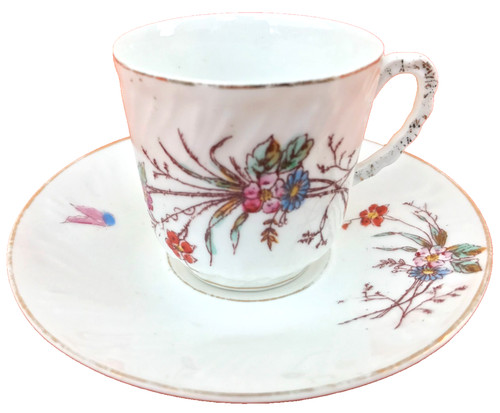 Ancienne tasse soucoupe à - ancienne,