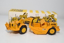 B71 1:50 NZG N.Z.G. 127 CATERPILLAR CAT 627 SCRAPER PUSH-PULL ROGUE EXHIBI