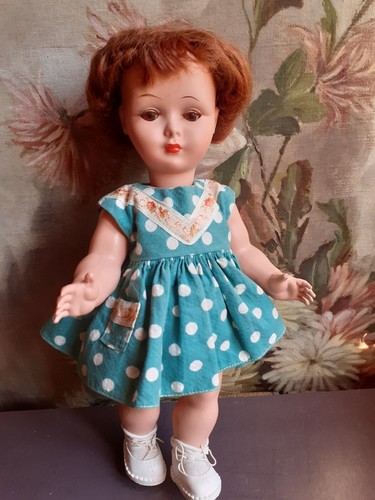 Jolie poupée bella ancienne - bella,