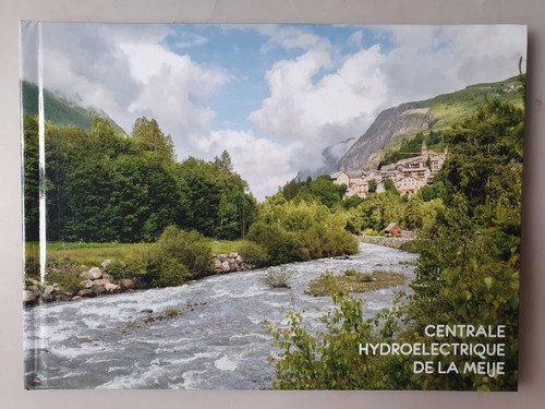 Centrale hydroélectrique - , de