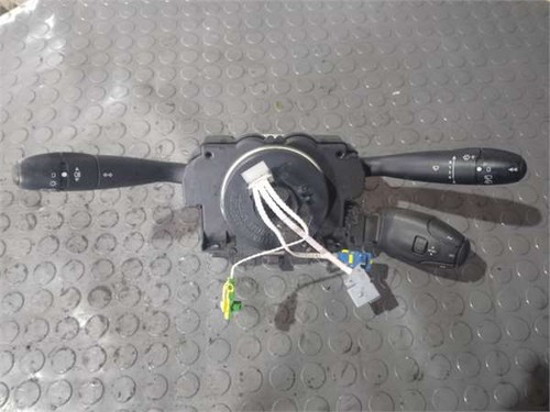 96563489xt com 2000 peugeot - 96563489xt,