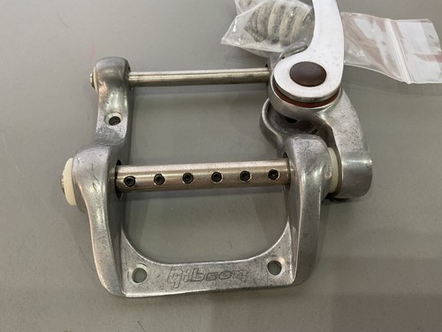 1972 gibson logo bigsby 5 - gibson,