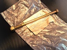 AXE DE FIXATION D'AMORTISSEUR