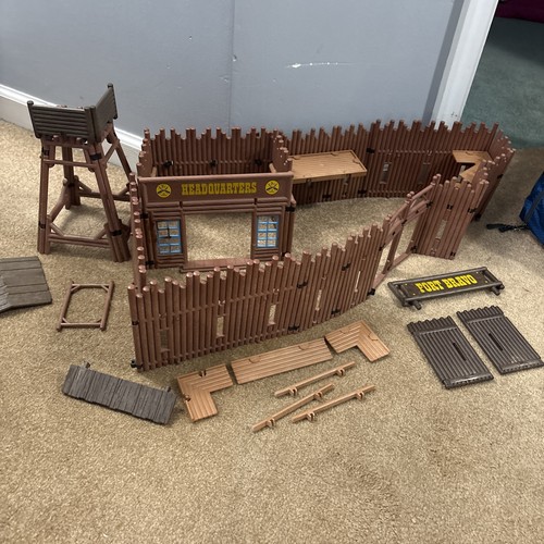 Vintage playmobil fort - playmobil, bravo