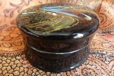 Une belle petite bonbonnière