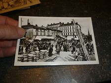 Villefranche s Sâone Marché Benne de Vendange Outil ancien Vigne Viticulture Vin