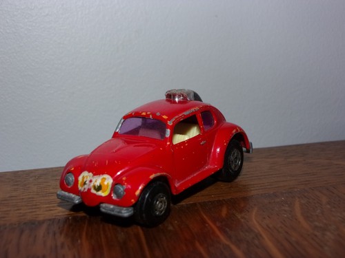 Broken volkswagen volks - broken, vw