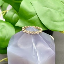 Bague Plaqué or forme ovale avec d'oxydes