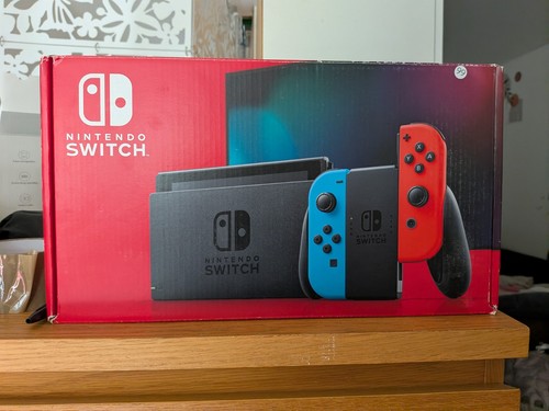 Nintendo switch console - nintendo,