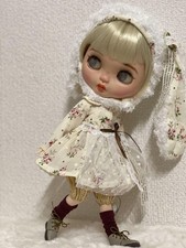 Poupée Blythe personnalisée