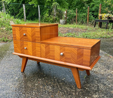 Buffet bas des années 1960