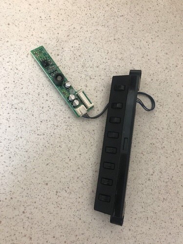 Clavier récepteur de - clavier, et