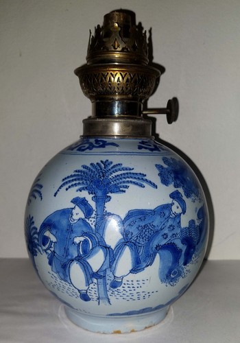 Lampe petrole faience - petrole,